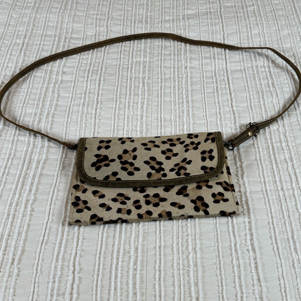Myra Resplendant Hairon Bag Leopard Print Crossbody Bag like new